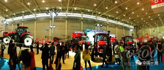 中国一拖震撼亮相武汉国际农机展