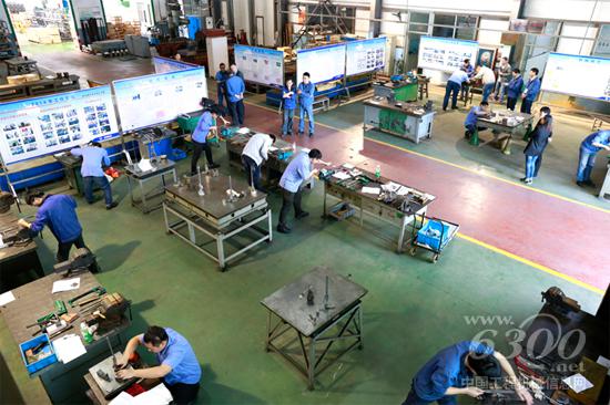 城厢街道青工钳工技术比武现场