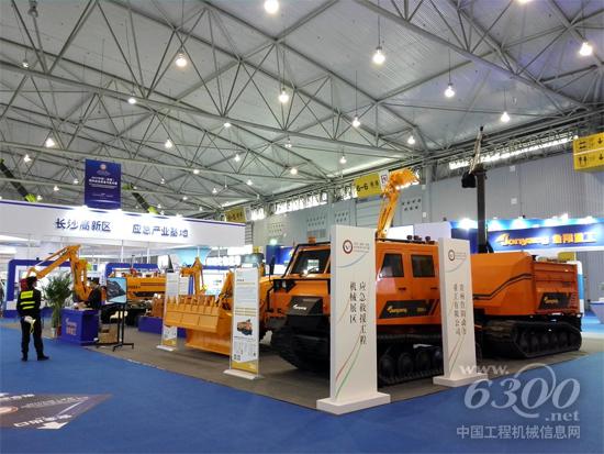 詹阳重工参加2017年中国（成都）应急装备与技术展