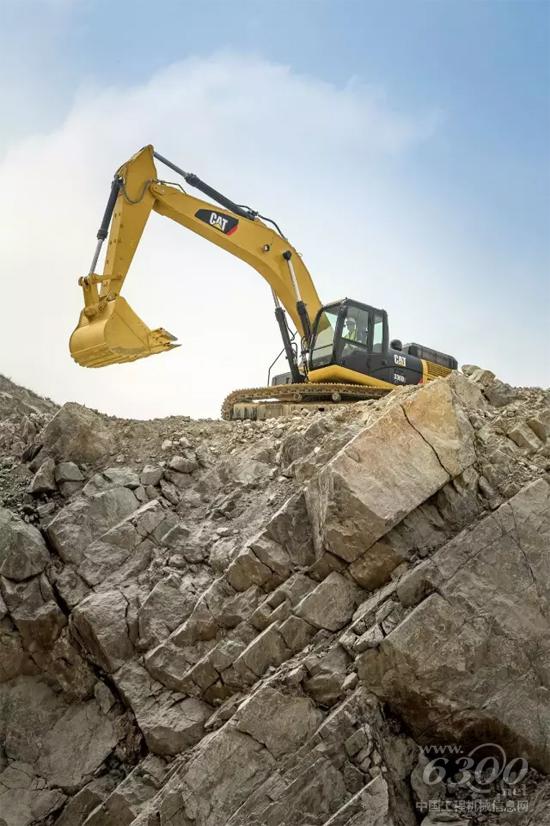卡特彼勒挖掘机
