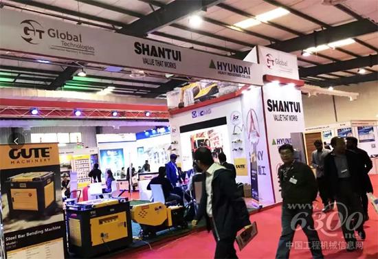 山推首次亮相巴基斯坦卡拉奇国际工程建筑展览会