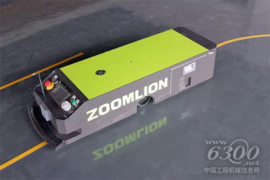 潜伏系列AGV物流搬运小车