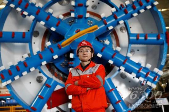 他希望自己从一句组装人员成为科技研发人员