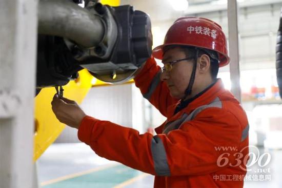 立足岗位，不怕困难