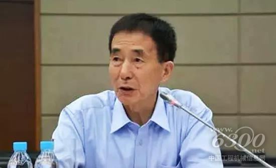 压实行业专家 吴竟吾