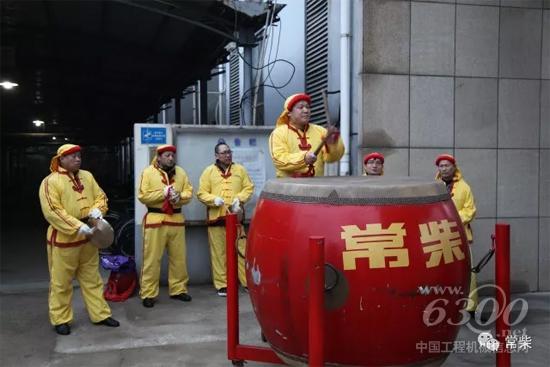 欢庆锣鼓贺新春