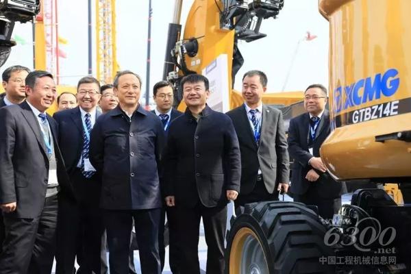 2016年上海<a href=//news.d1cm.com/special/baumachina/ target=_blank>宝马展</a>，徐工新一代<a href=//product.d1cm.com/bijiazuoyeche/ target=_blank>高空作业平台</a>全新亮相