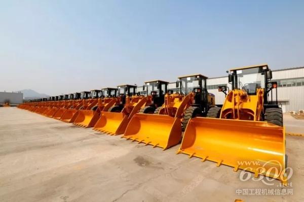 山工<a href=//product.d1cm.com/zhuangzaiji/ target=_blank>装载机</a>