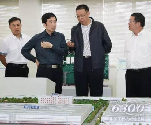 玉柴董事长晏平参观发动机事业部