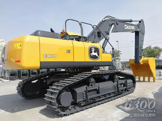 约翰迪尔E400LC挖掘机