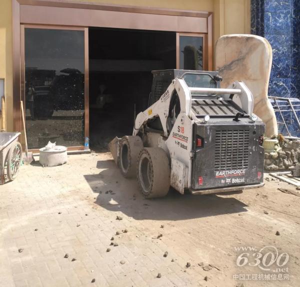 山猫沃福（Earthforce）S18滑移<a href=//product.d1cm.com/zhuangzaiji/ target=_blank>装载机</a>