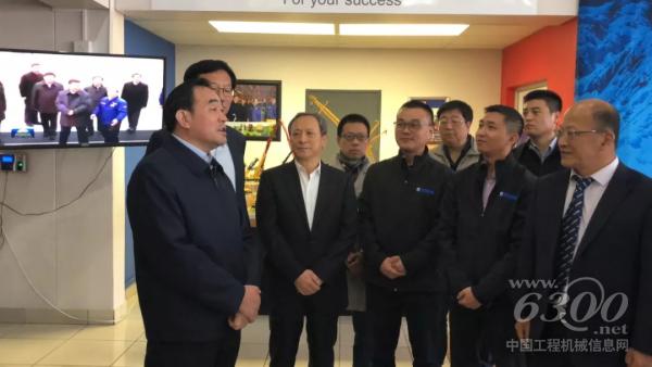 徐州市委书记周铁根视察徐工东非备件中心