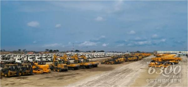 尼日利亚DANGOTE炼油厂项目，徐工出口20多个产品种类，近千台设备，总金额超1.5亿美元。