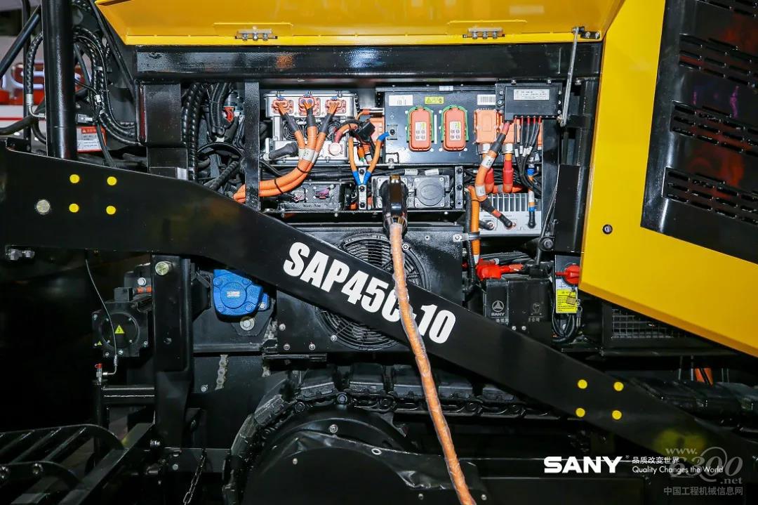 带电而来!全球首秀!三一十大电动设备掀行业浪潮