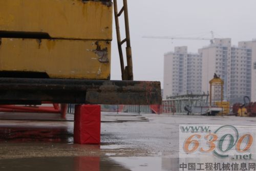 中联重科 履带吊