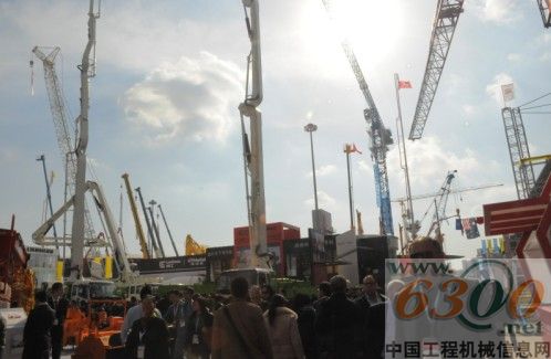 鸿得利，宝马展