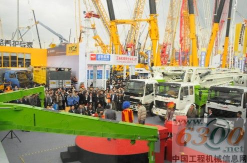 鸿得利，宝马展