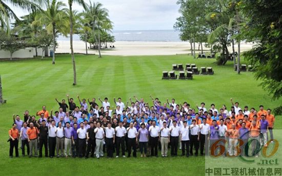 “2011年 现代挖掘机(中国) 代理商营销年会”圆满结束