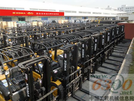 厦工百台叉车开进非洲