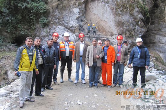 亚行领导赴尼泊尔公司新都等工地检查指导工作