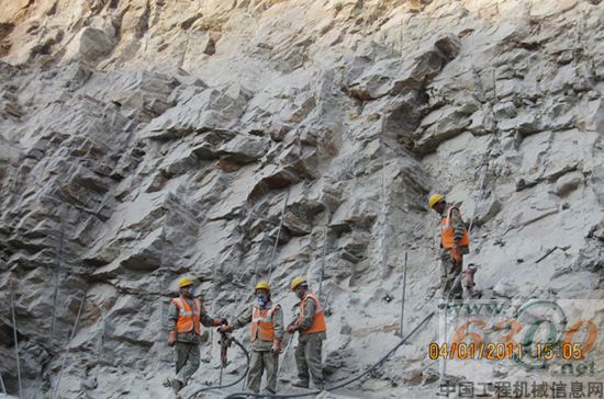 亚行领导赴尼泊尔公司新都等工地检查指导工作