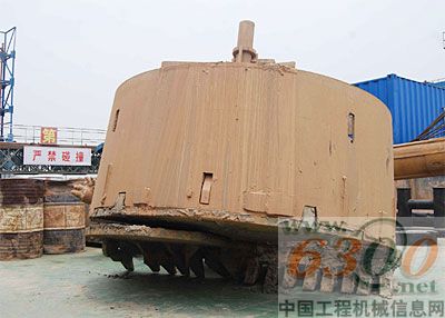 新一代SR360直径为2.5米的特制钻斗