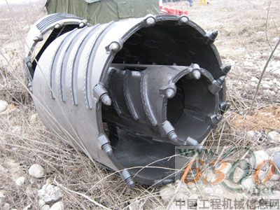 根据西宝线地质情况特别制作的双层筒钻