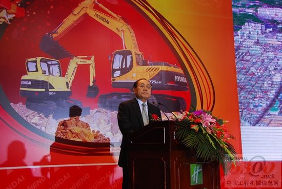 韩国现代重工 崔秉九本部长致欢迎辞