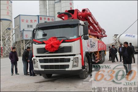 华东地区最长臂架混凝土泵车在聊城交付