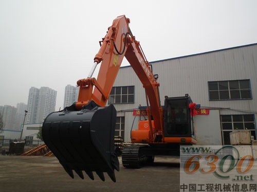 恒天九五JV150中型挖掘机下线