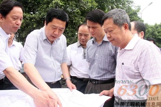 韩元利 玉柴广场