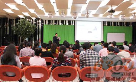 山东瑞华,小松,培训