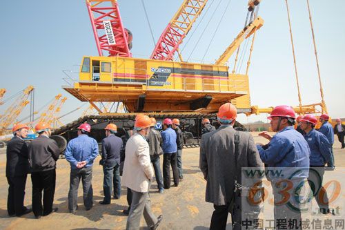 中国大型起重装备