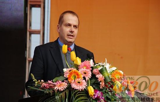 沃尔沃 建筑设备 林宾华