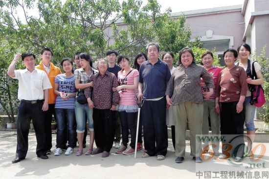 三一重装 敬老院