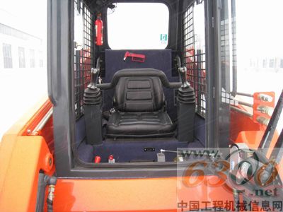 威肯,滑移装载机