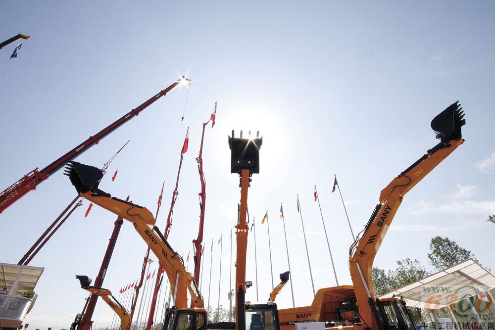 三一,首届亚欧博览会