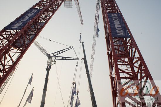 中 联 重 科 BICES 2011