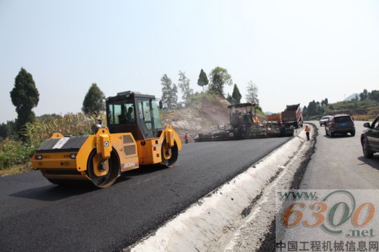 徐工 筑路设备