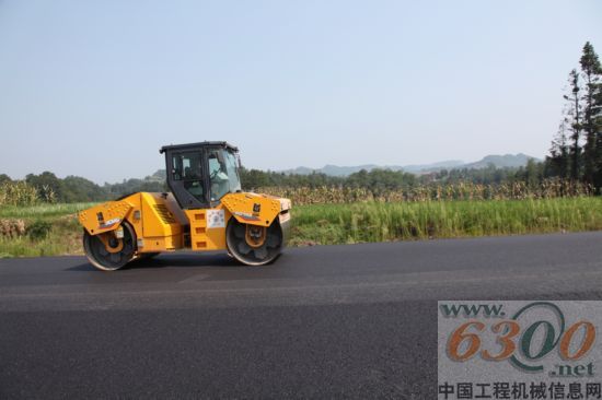 徐工 筑路设备