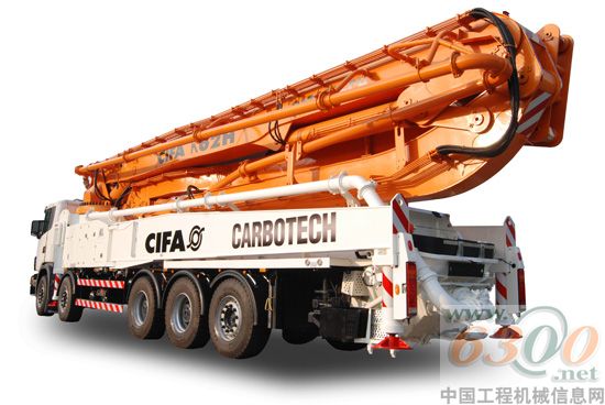 62米碳纤维臂架泵车