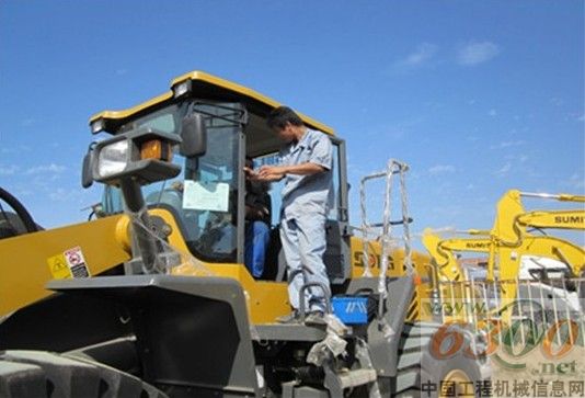 临工 阿尔及利亚  