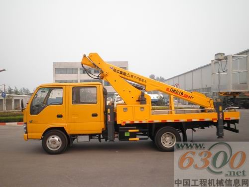 徐工伸缩臂式高空作业车