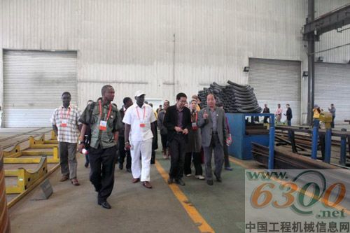 国外考察团参观考察中集凌宇