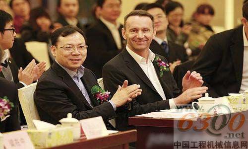 三一集团代表与帕尔菲格代表