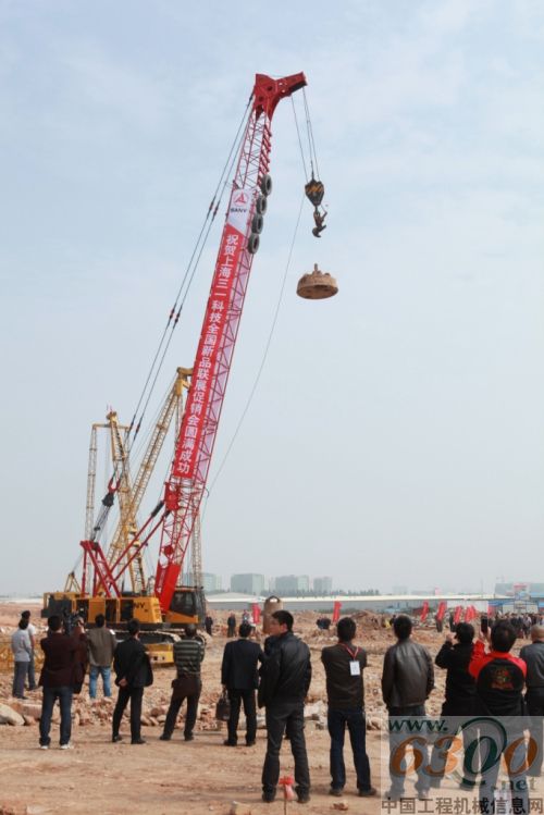 SQH320强夯机现场展示1