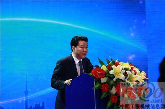 中联重科混凝土机械国际公司副总经理阳昌康先生致欢迎词
