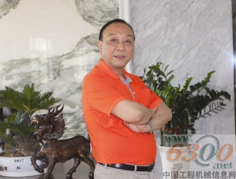 南京钢加 工程机械 谢邦荣