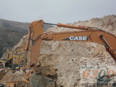 凯斯,挖掘机