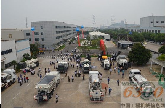 2012年徐工筑路高新产品展示会隆重召开